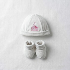 H&B Pink mail
